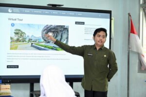 Digitalisasi Pendidikan Makin Masif, Interactive Flat Panel Perkuat Pembelajaran Interaktif di Sekolah