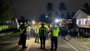 Satlantas Polres Halmahera Tengah Hidupkan Suasana Sahur dengan Lantunan Sholawat”