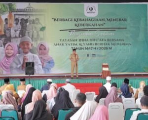Wali Kota Ternate Serahkan Santunan Anak Yatim di Dhuafa Center pada Ramadan 1447 H