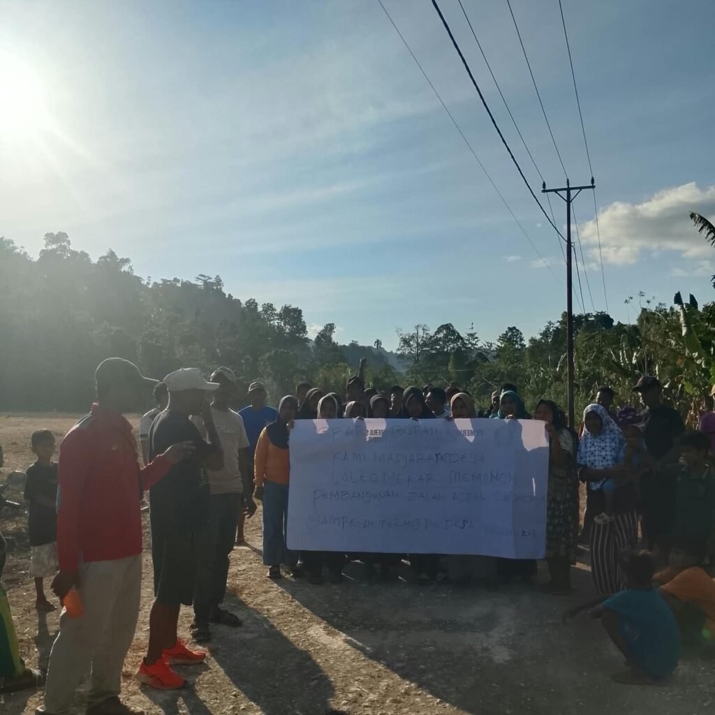 Warga Loleomekar Keluhkan Jalan Lapen Tak Sampai Desa, Bupati dan DPRD Didesak Segera Turun Tangan